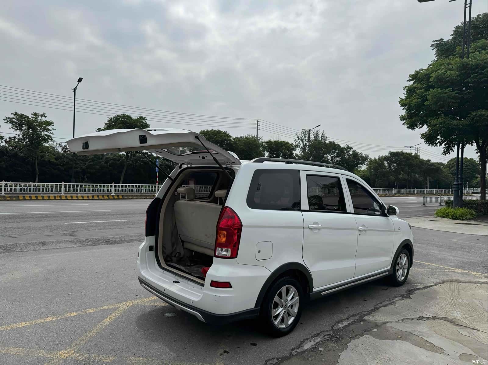 DongFeng DK15, 2016 18