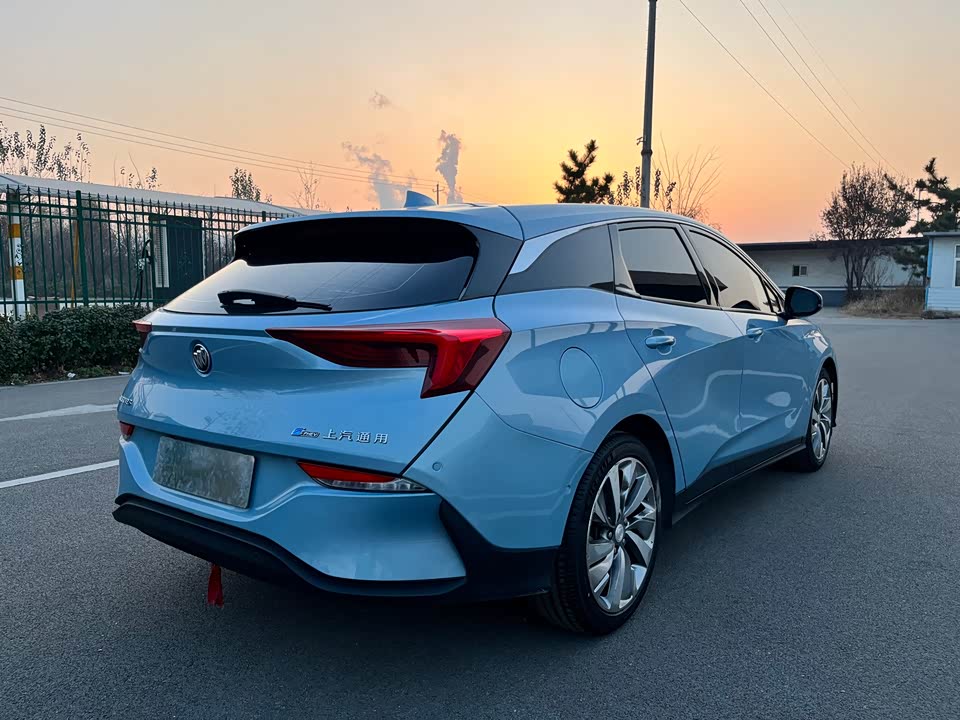 Buick Slightly blue 6