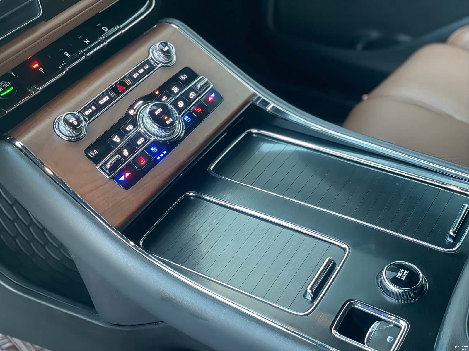 Lincoln Aviator, 2020 7