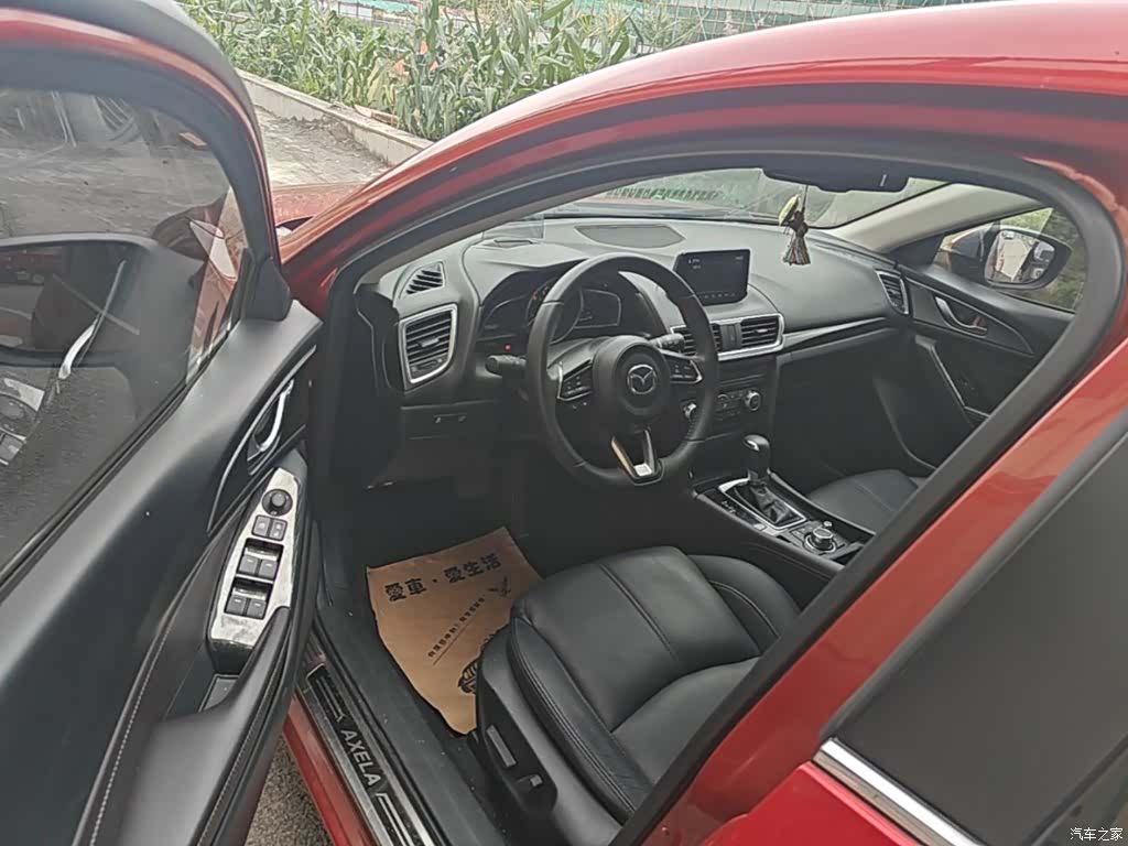 Mazda Mazda3, 2018 16