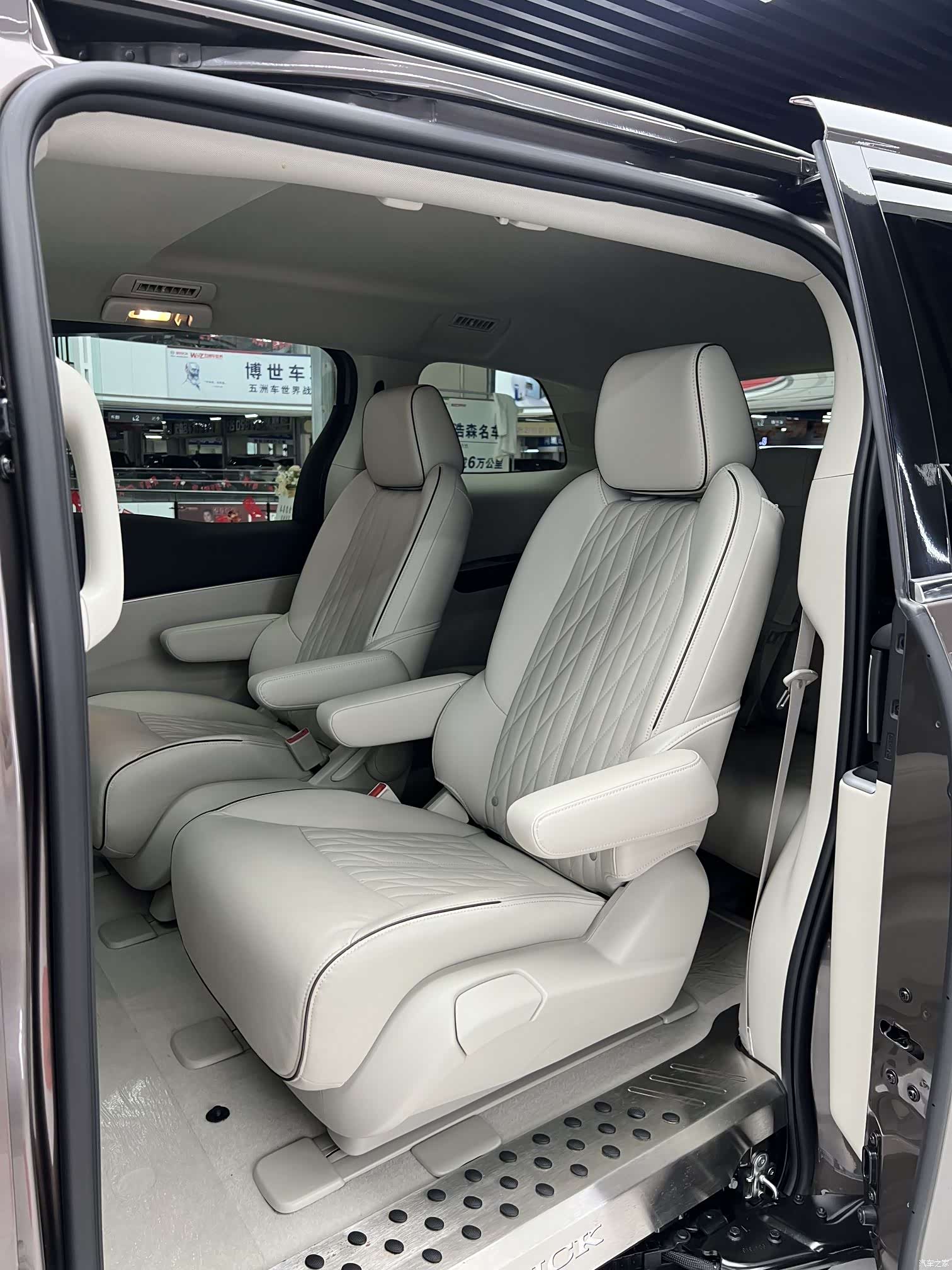 Buick GL8, 2022 34