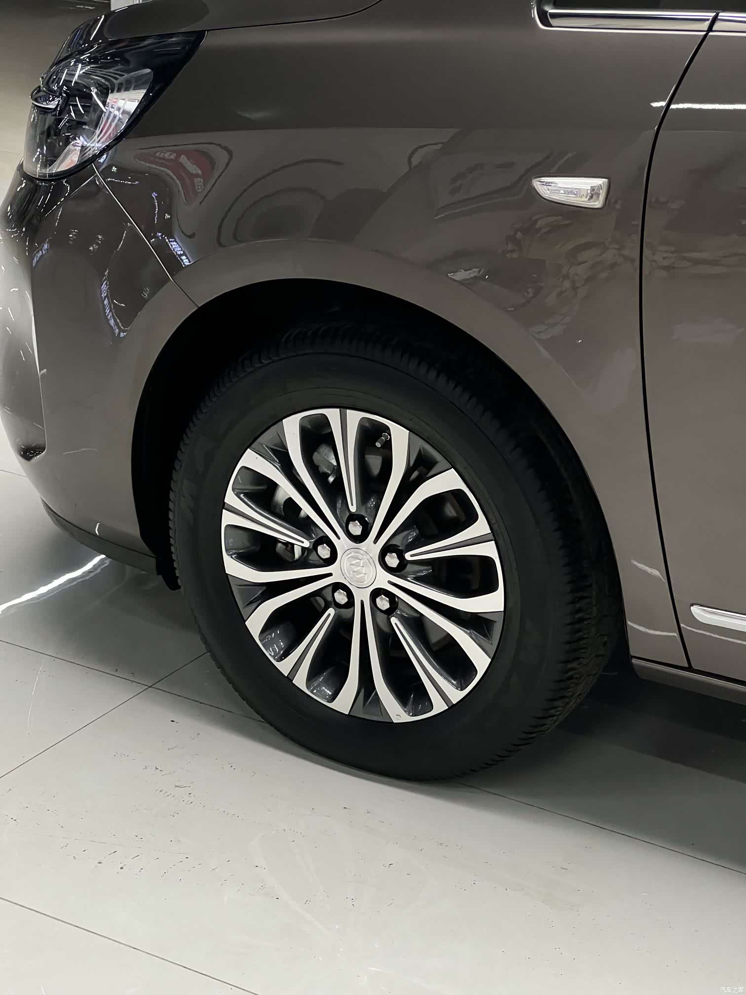 Buick GL8, 2022 38