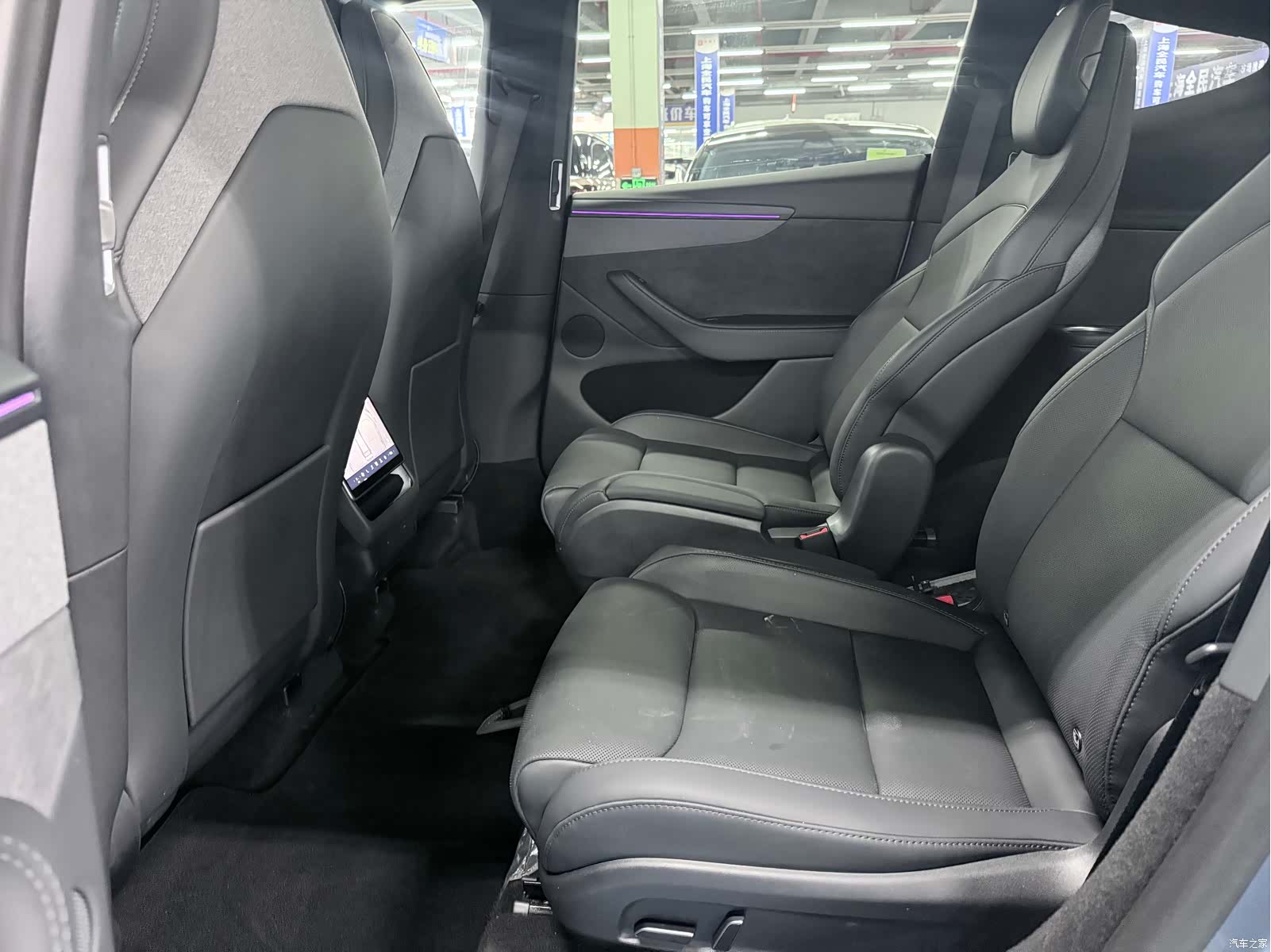 Tesla Model Y, 2025 12