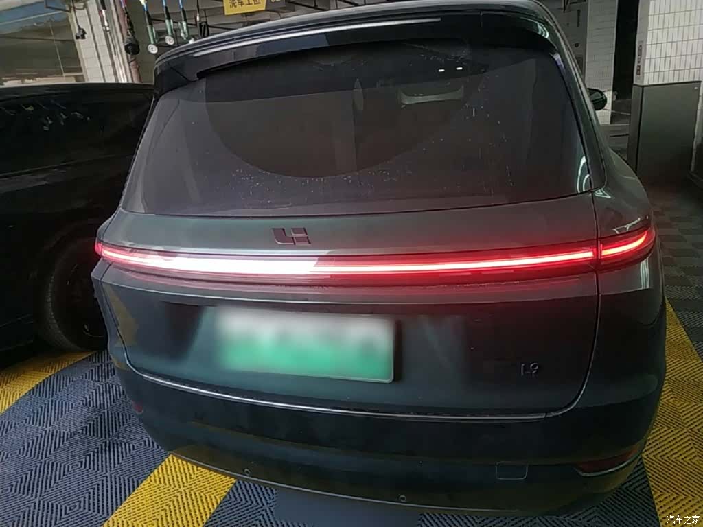 Li Auto L9, 2023 6