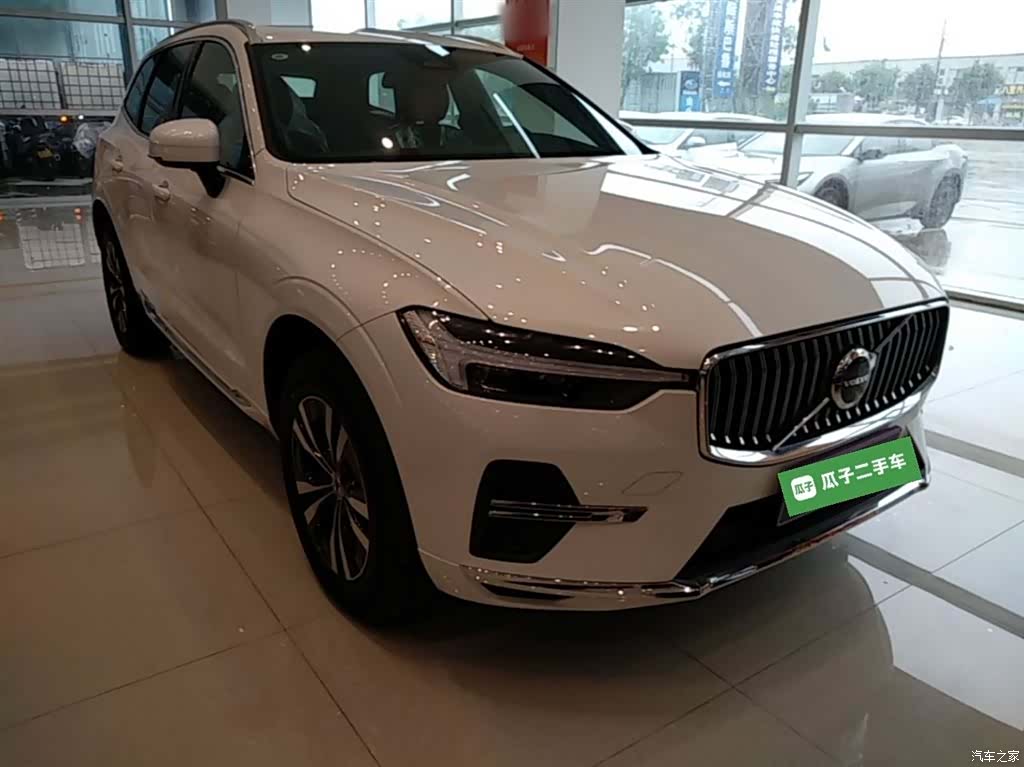 Volvo XC60, 2026 4