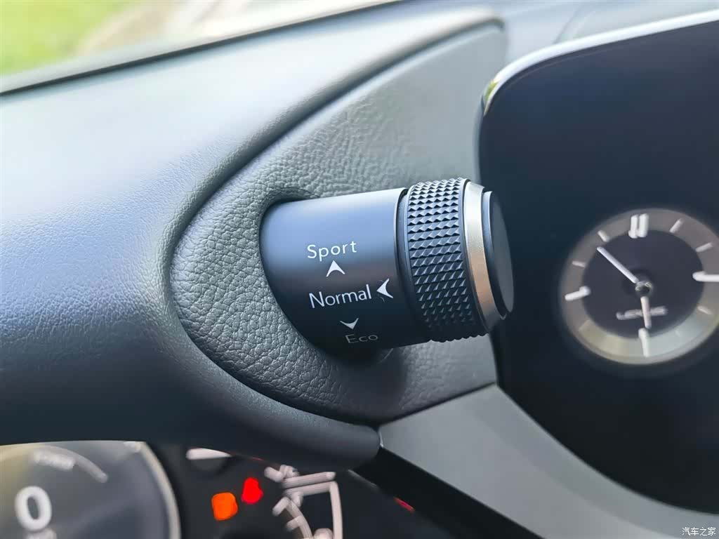 Lexus ES, 2024 22