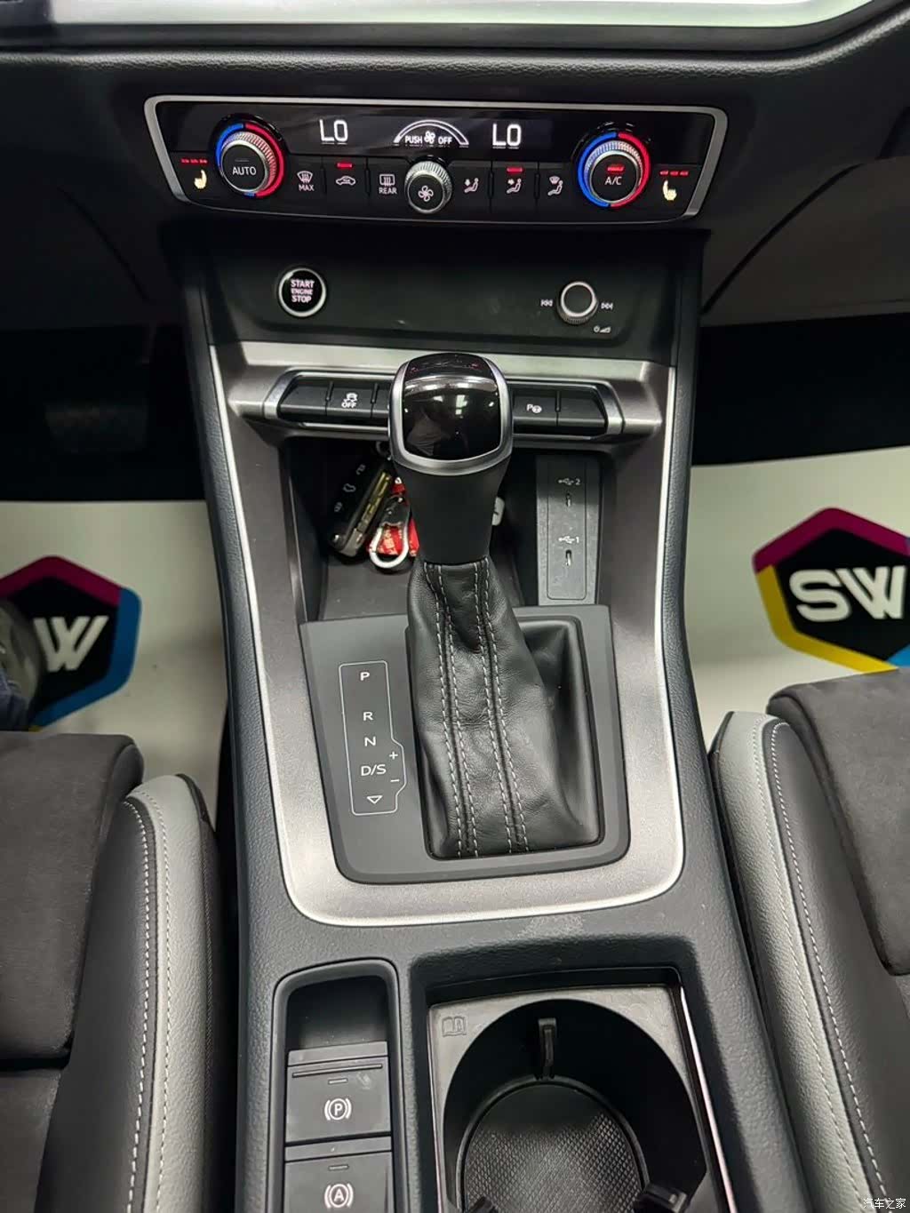 Audi Q3, 2022 13