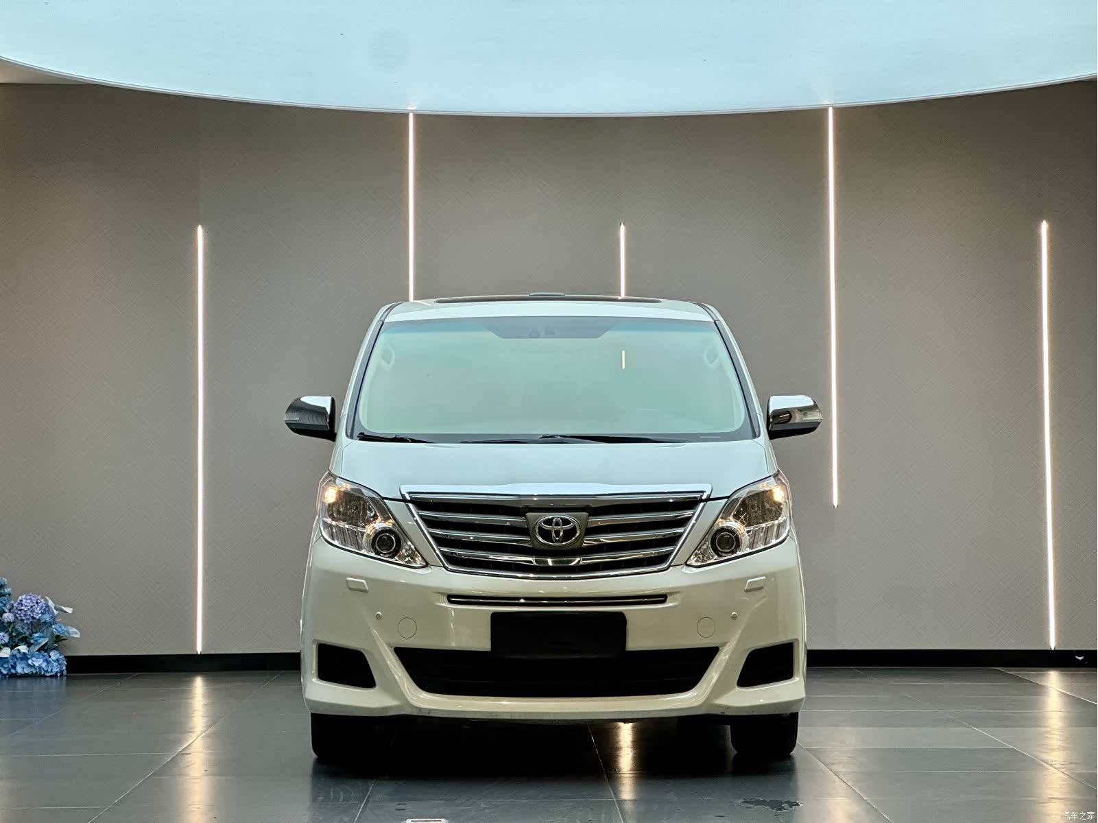 Toyota Alphard, 2015 2