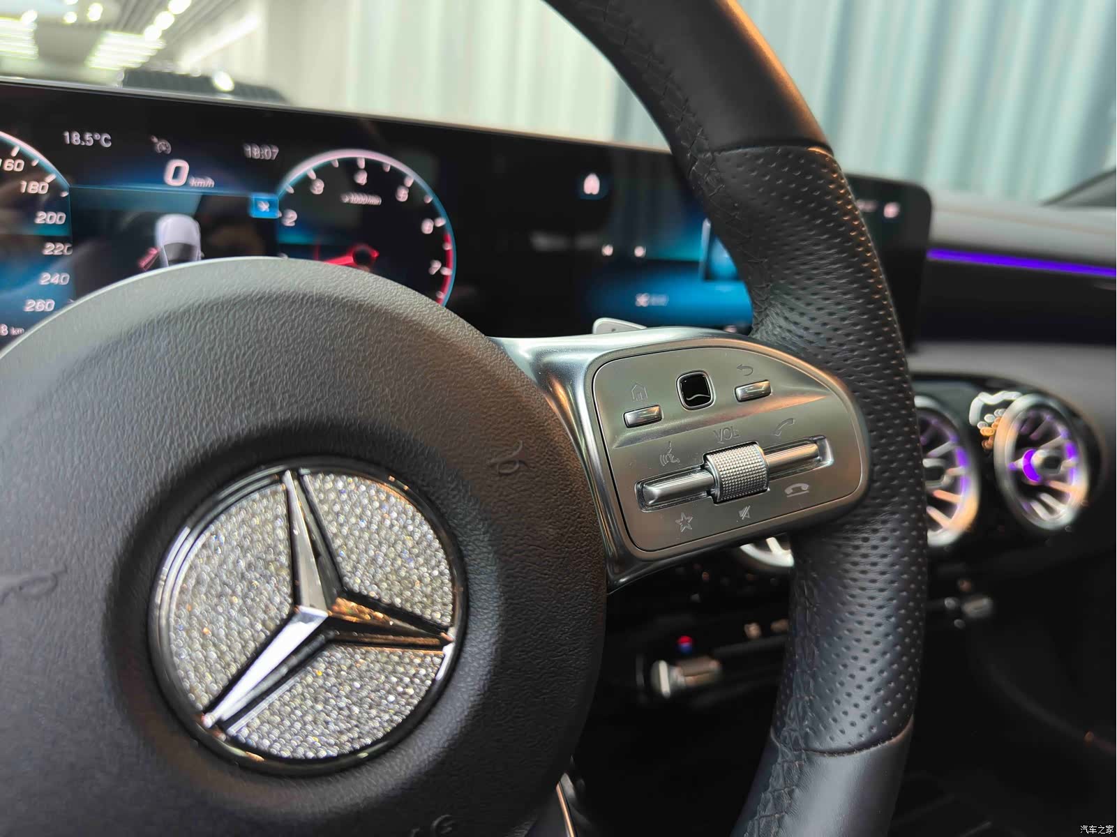 Mercedes-Benz A-Class, 2019 19