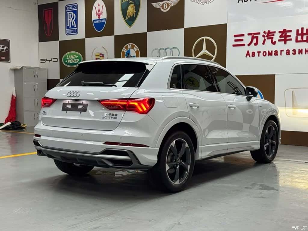 Audi Q3, 2022 6