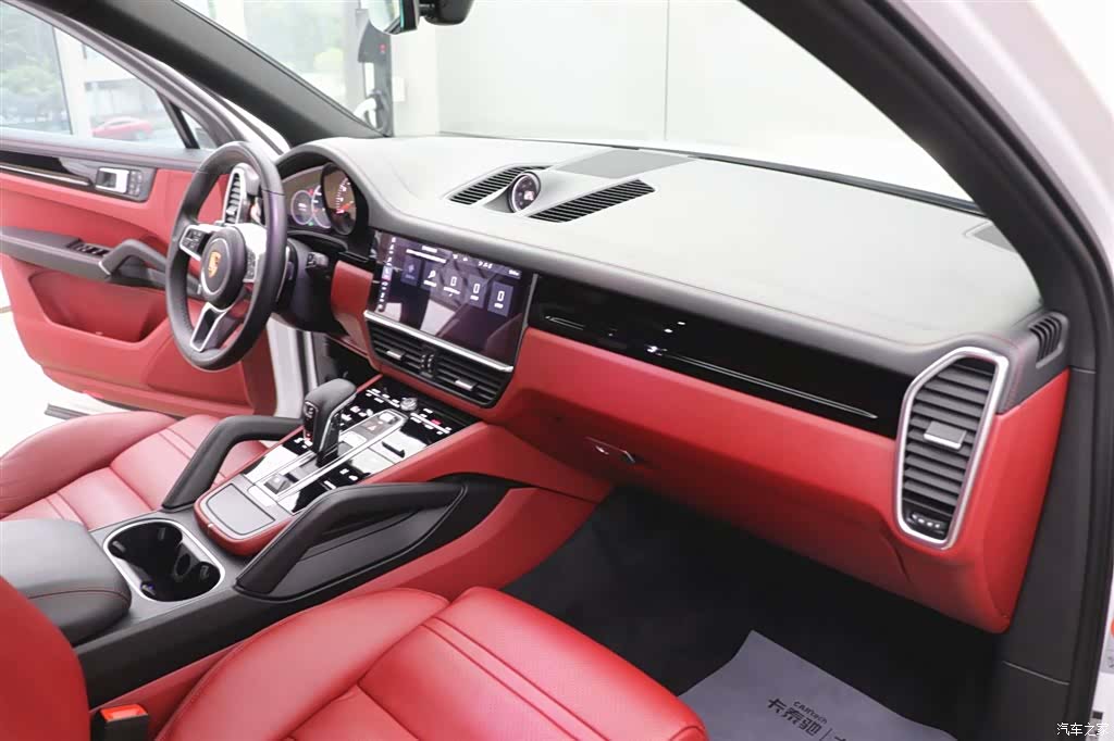 Porsche Cayenne, 2020 21