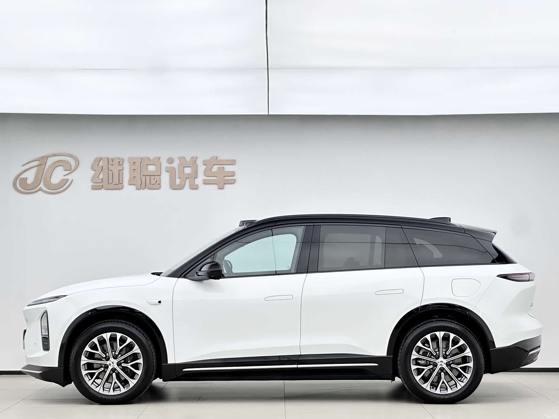 NIO ES6, 2025 4