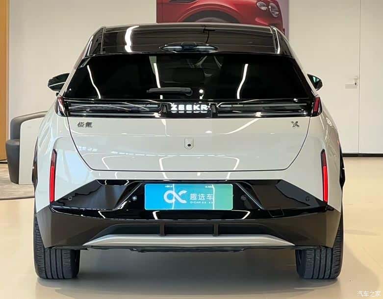 Zeekr X, 2025 6