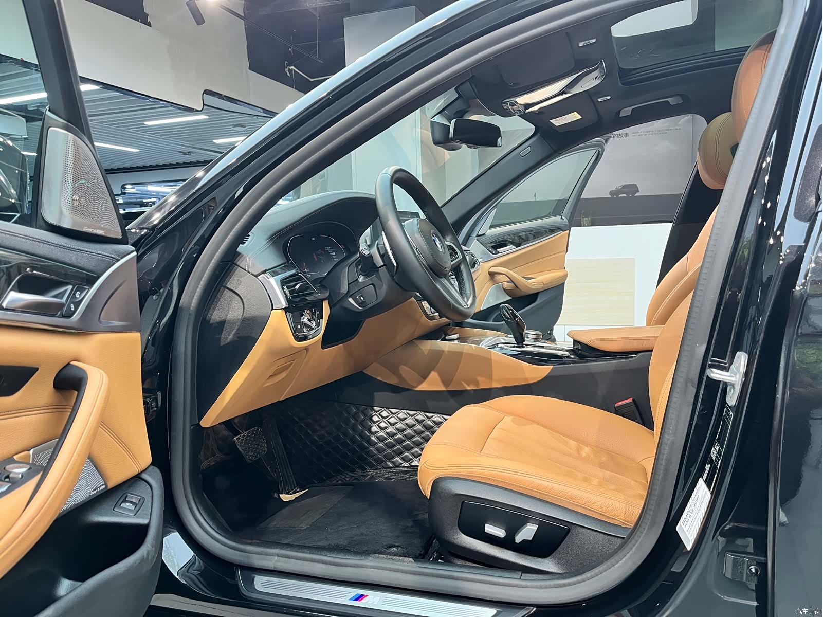 BMW 5 Series, 2020 4