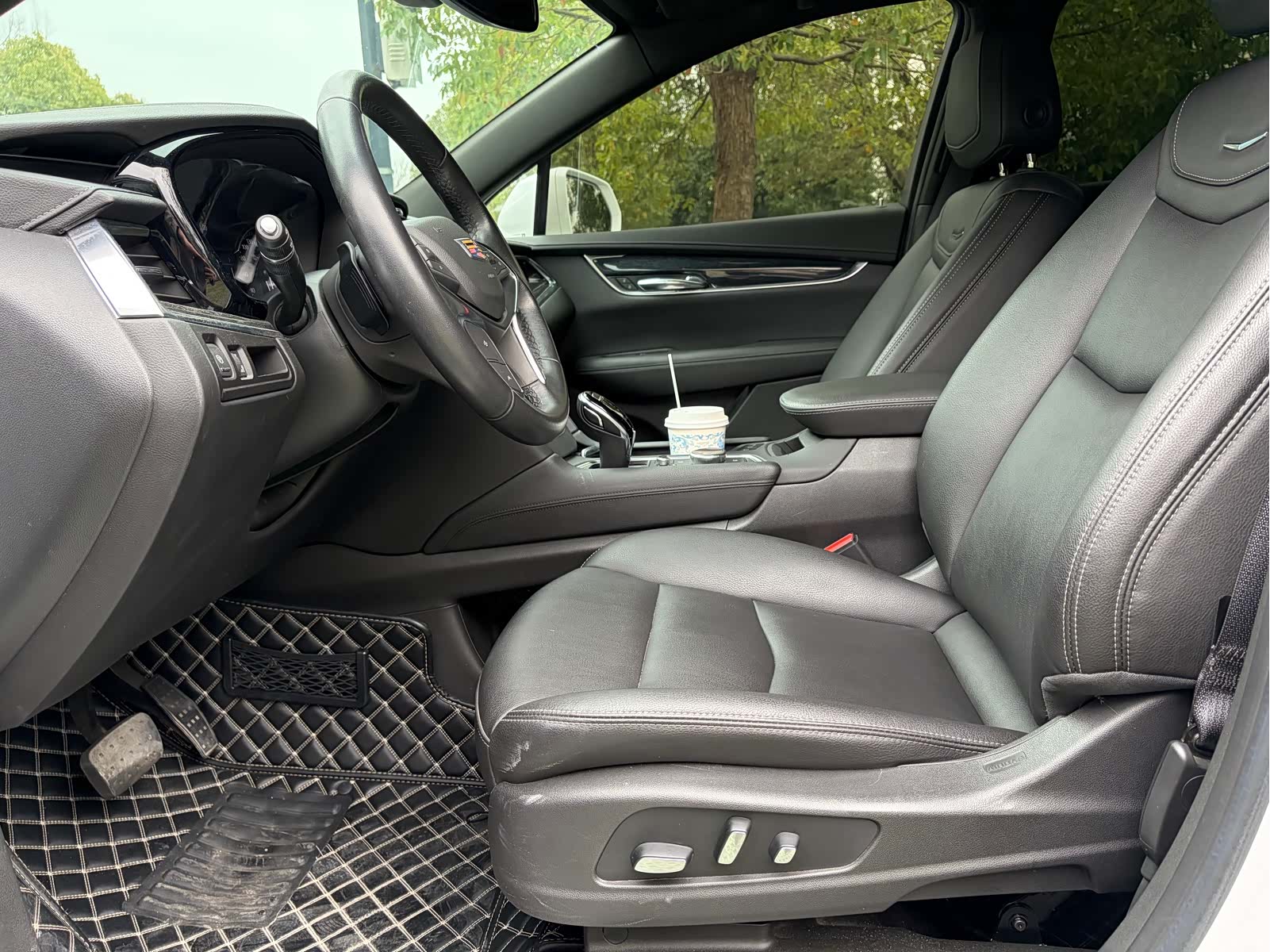Cadillac XT5, 2022 4