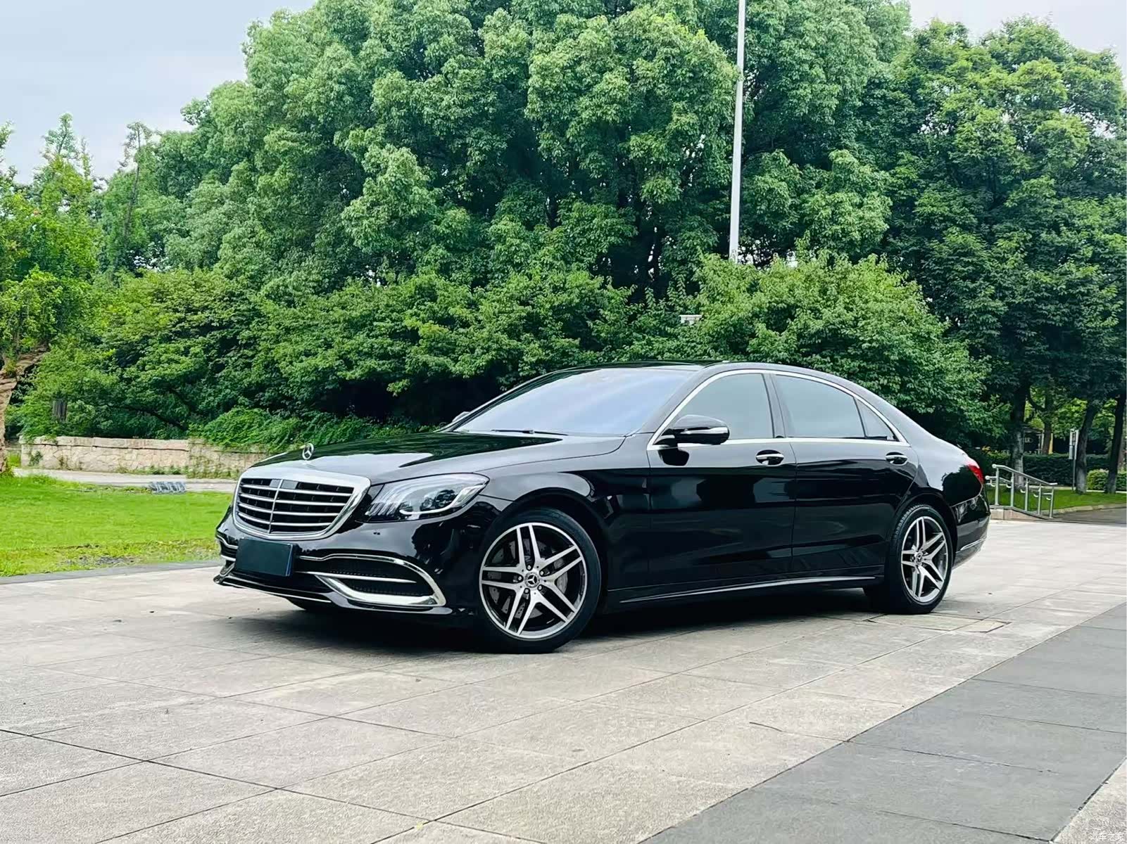 Mercedes-Benz S-Class, 2017 1