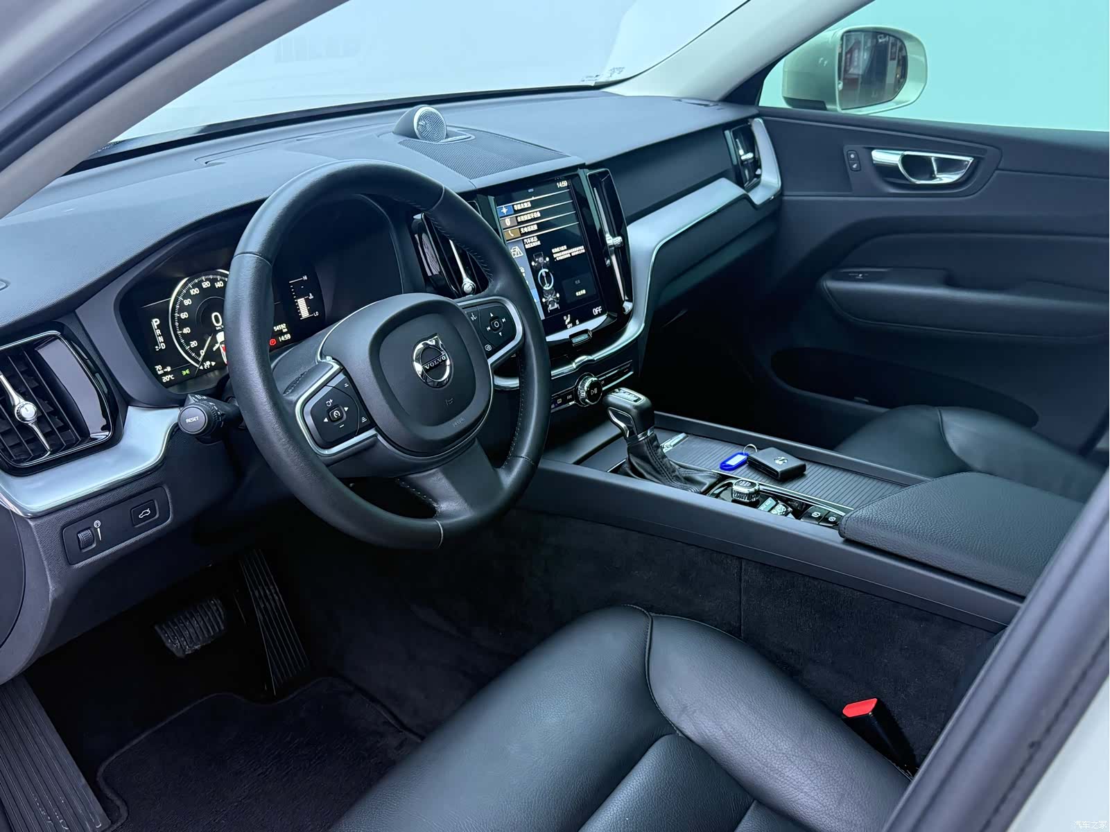 Volvo XC60, 2018 10