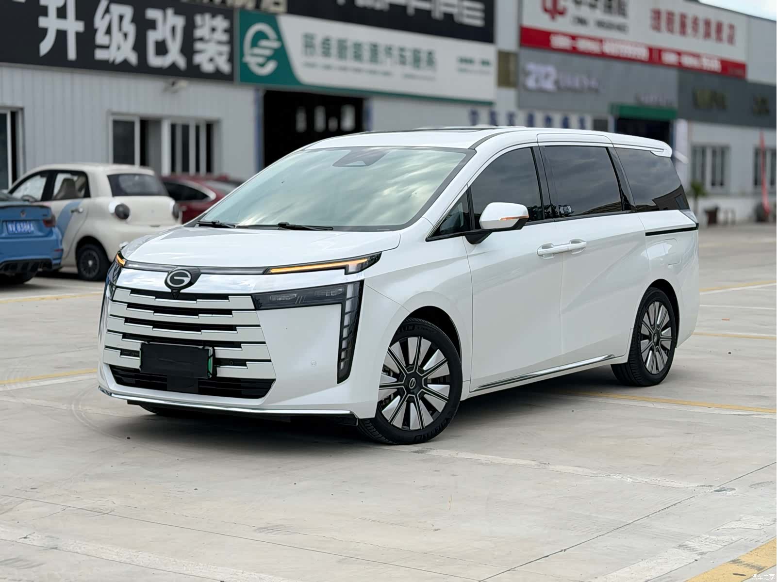 Trumpchi E8, 2024 1