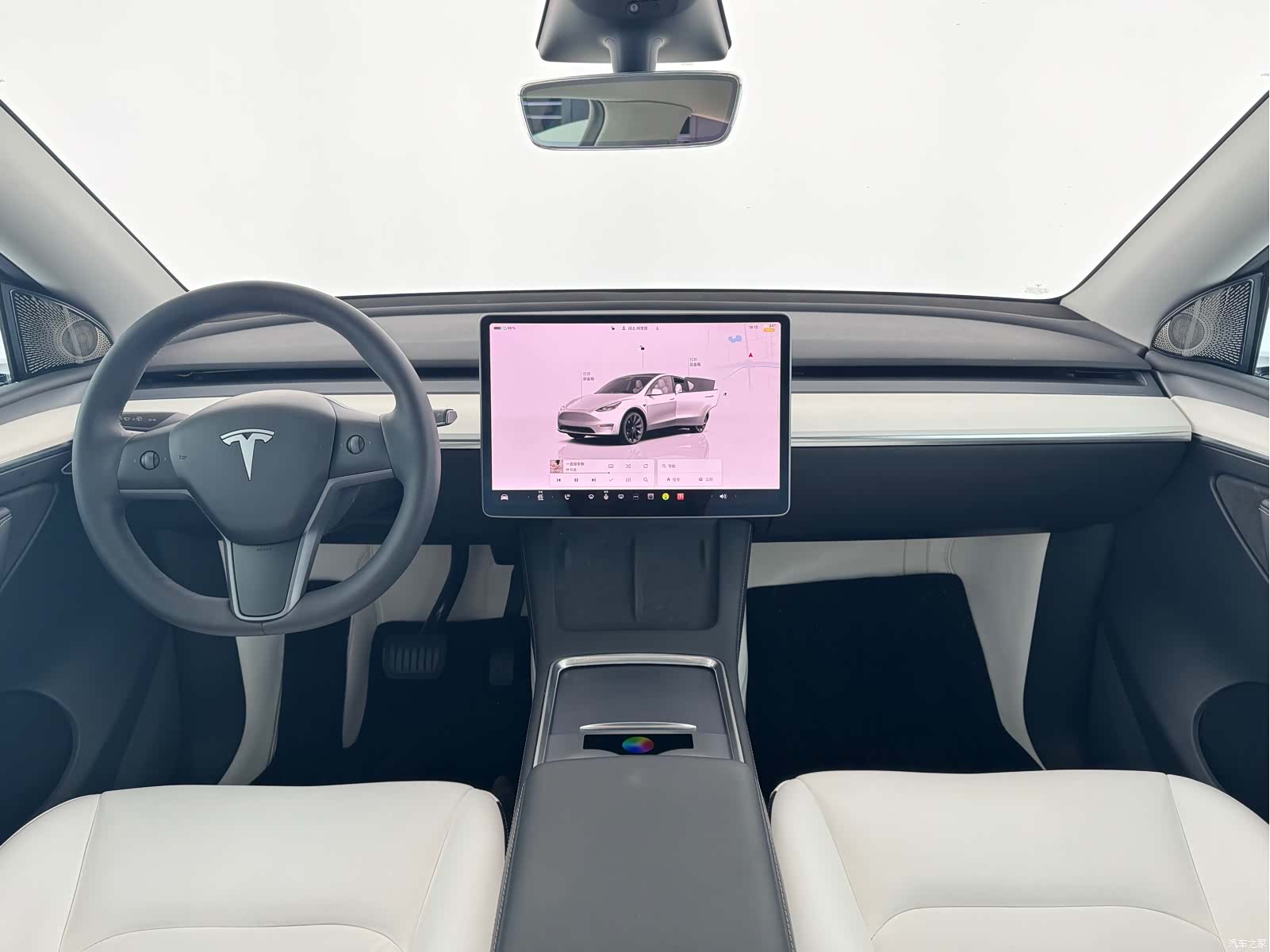 Tesla Model Y, 2023 8