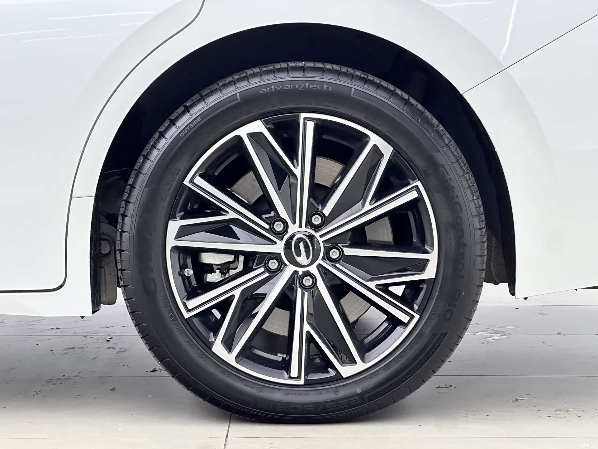 Trumpchi E8, 2024 18