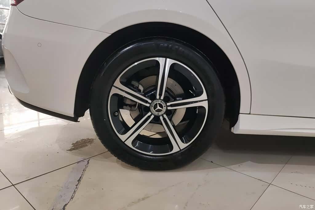 Mercedes-Benz A-Class, 2023 6