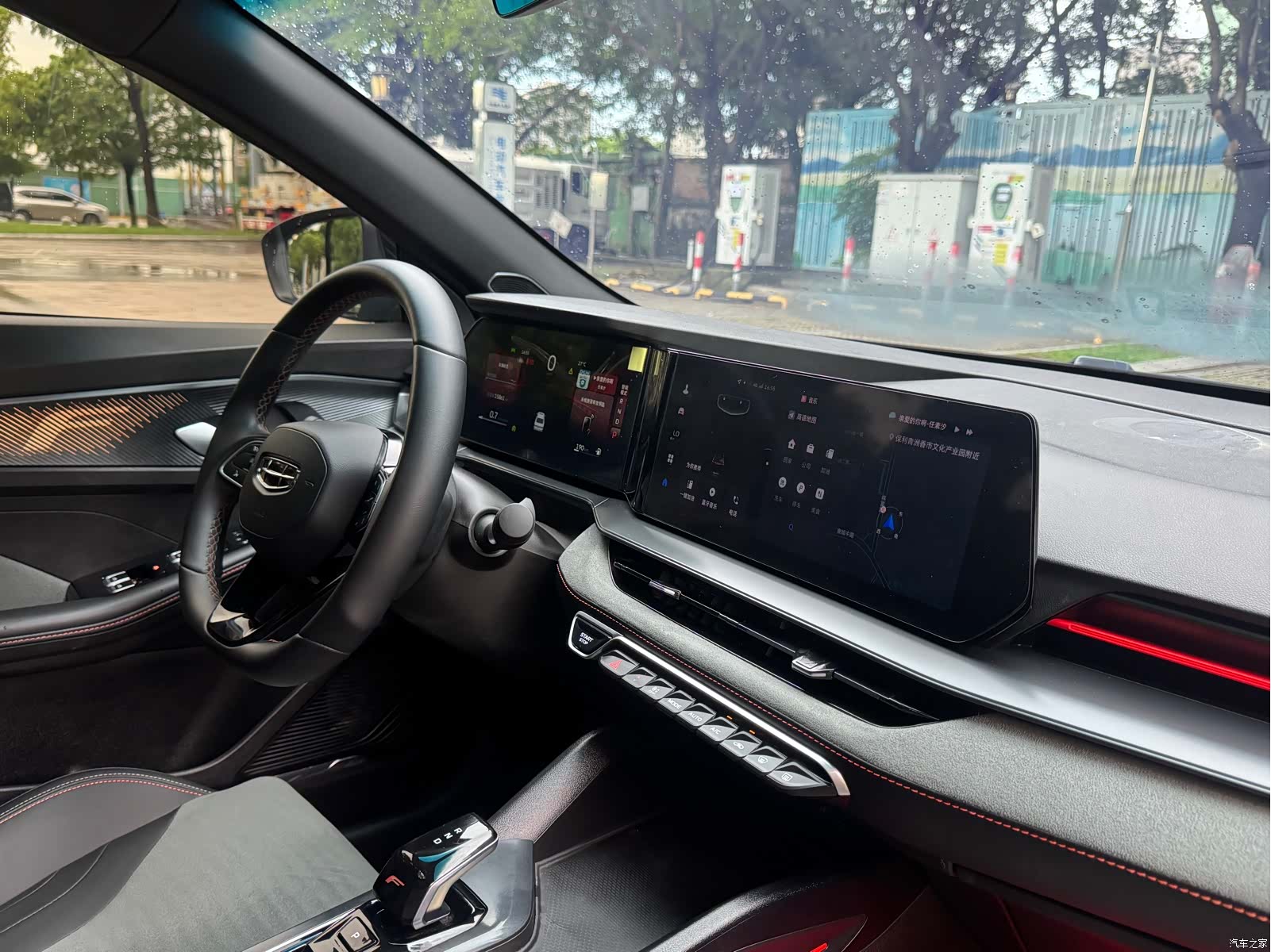 Geely Binray, 2022 8