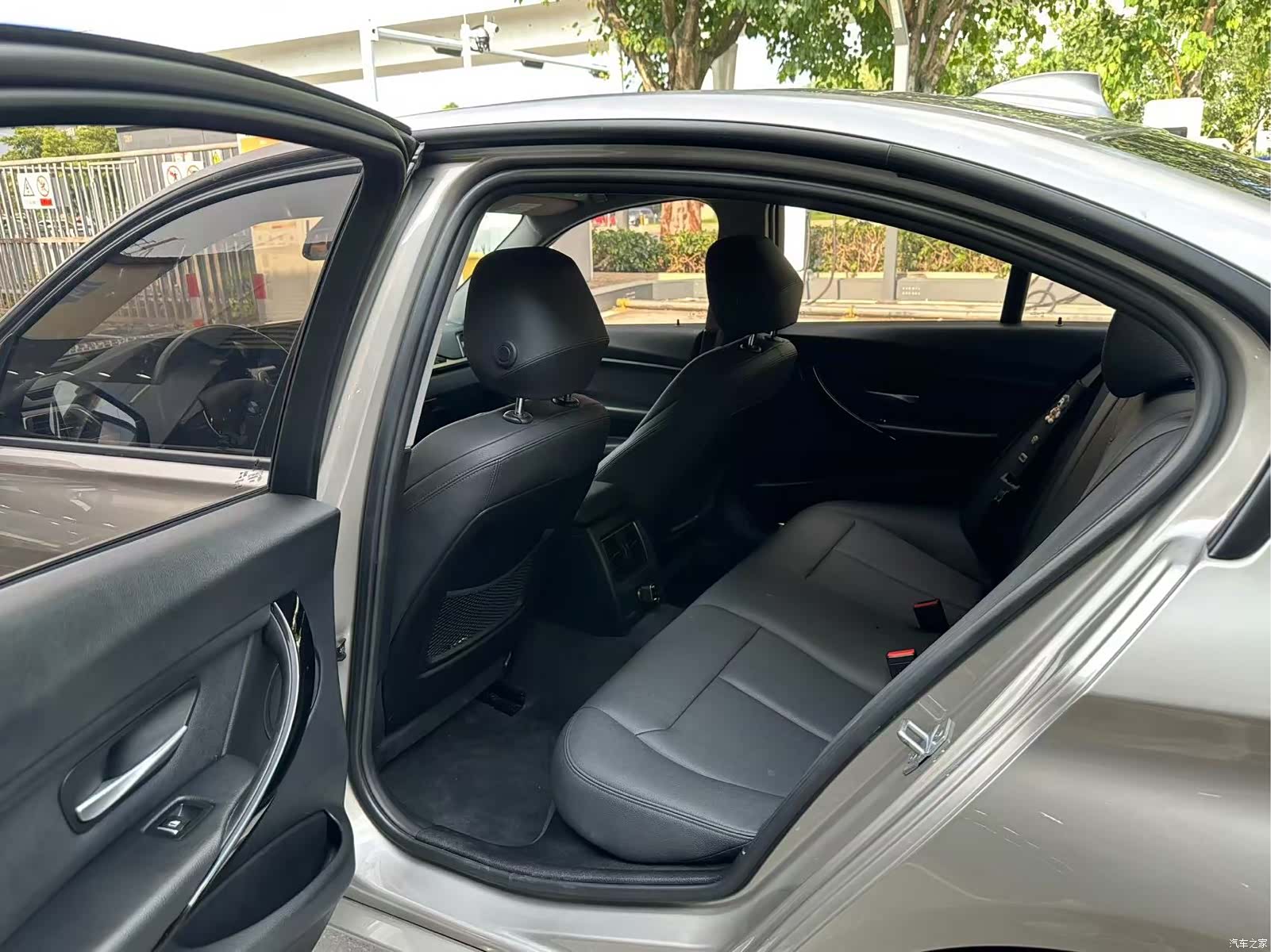 BMW 3 Series, 2018 6