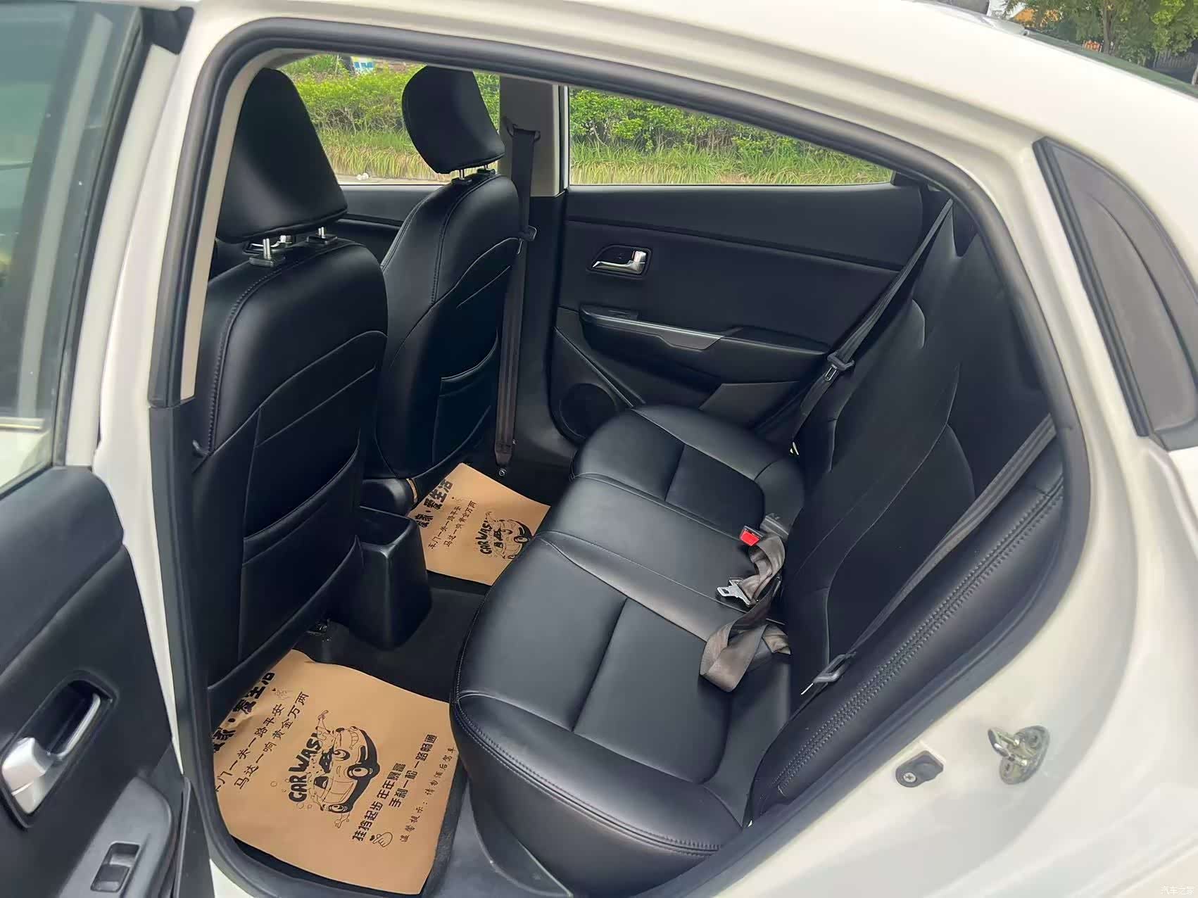 Kia K2, 2015 10