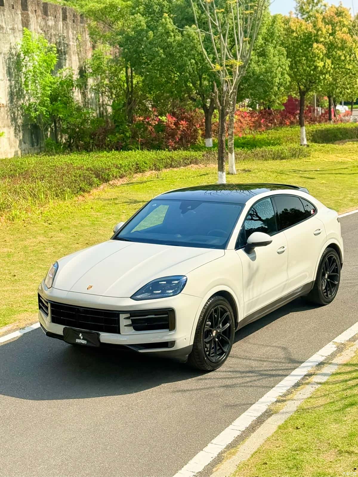 Porsche Cayenne, 2024 1