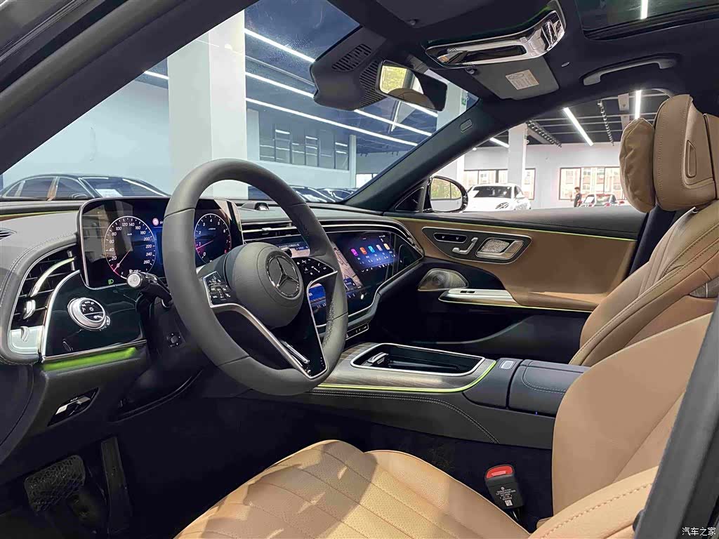 Mercedes-Benz E-Class, 2026 7