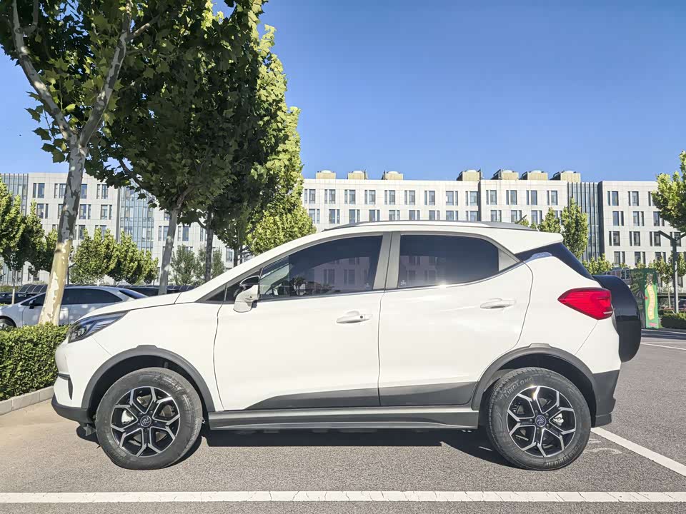 BYD Yuan Pro BYD Yuan Pro