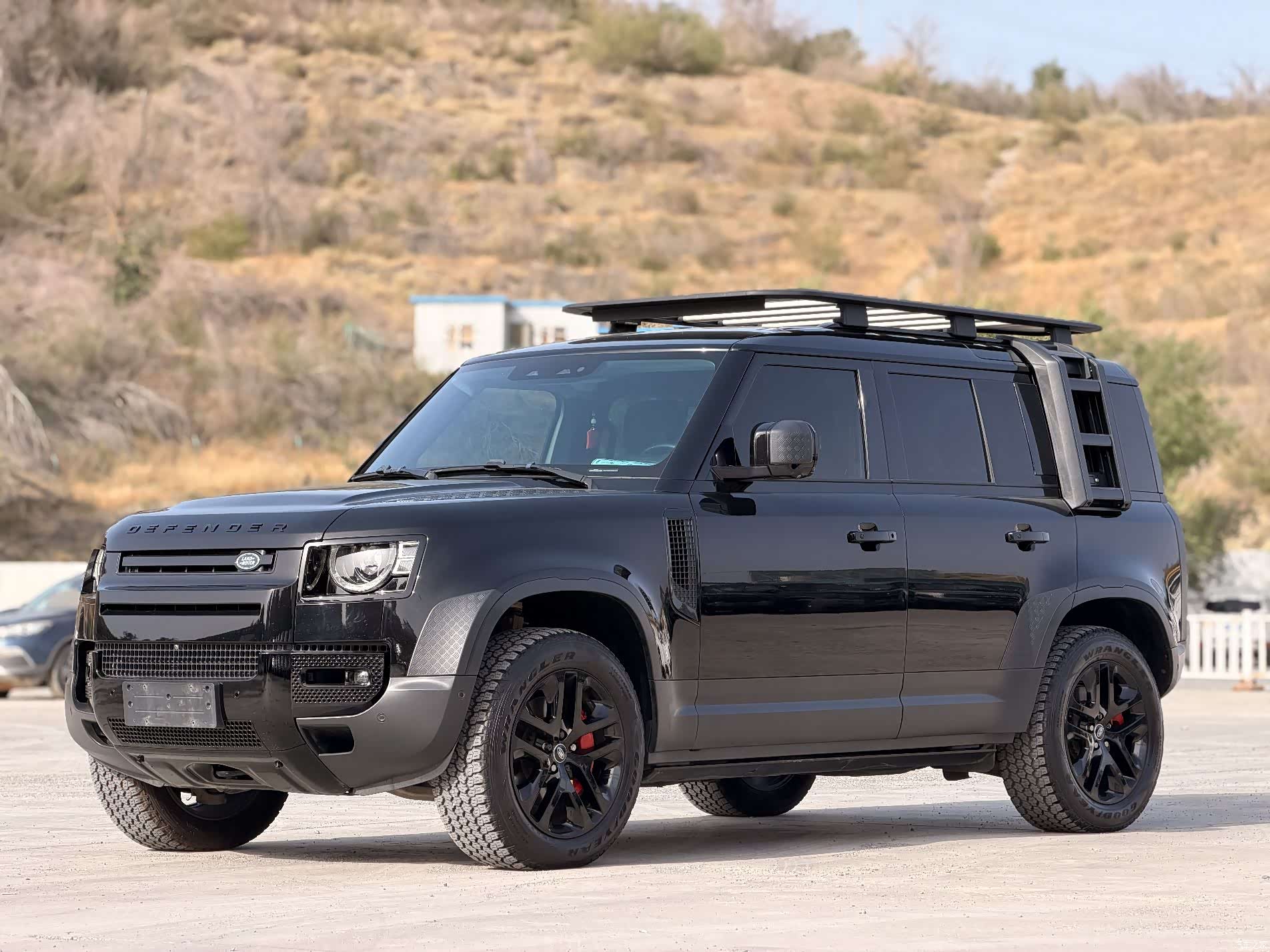 Land Rover Defender, 2021 1