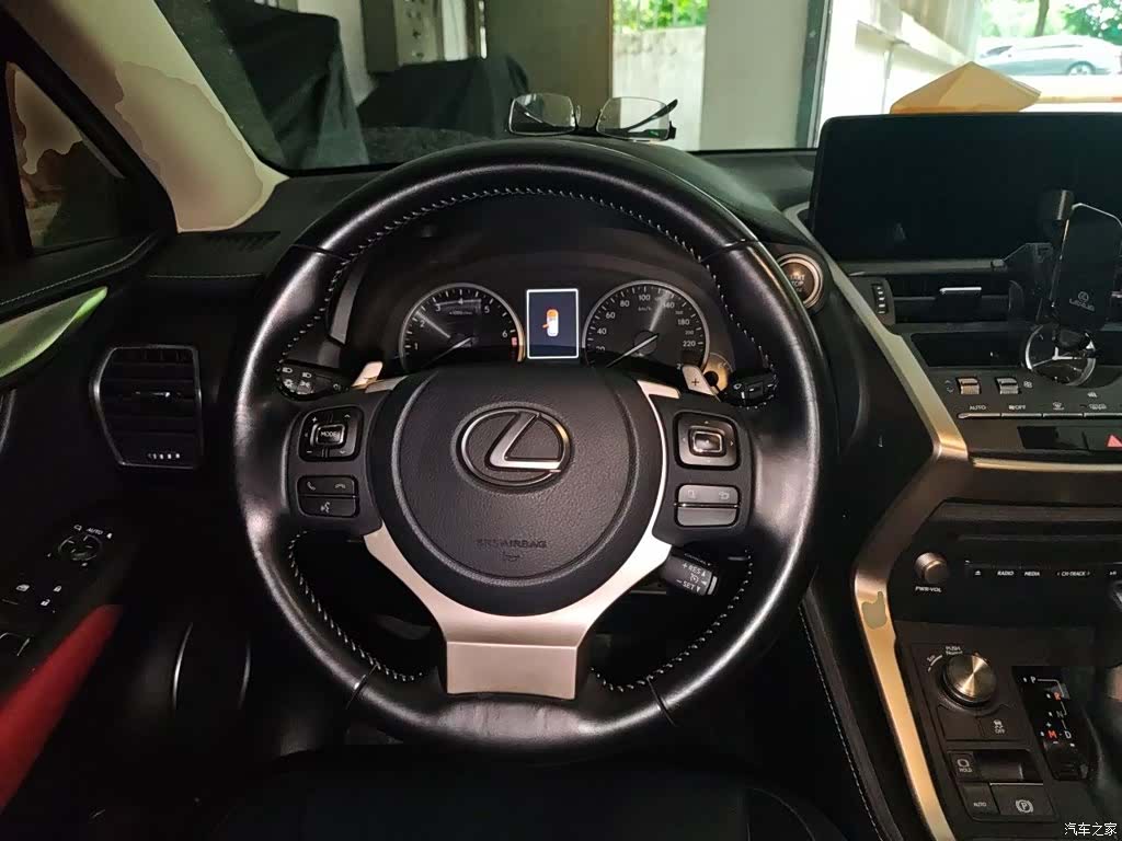 Lexus NX, 2021 6