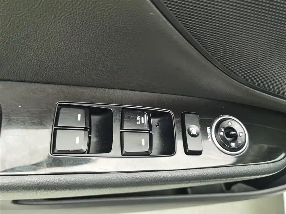 Hyundai Name picture