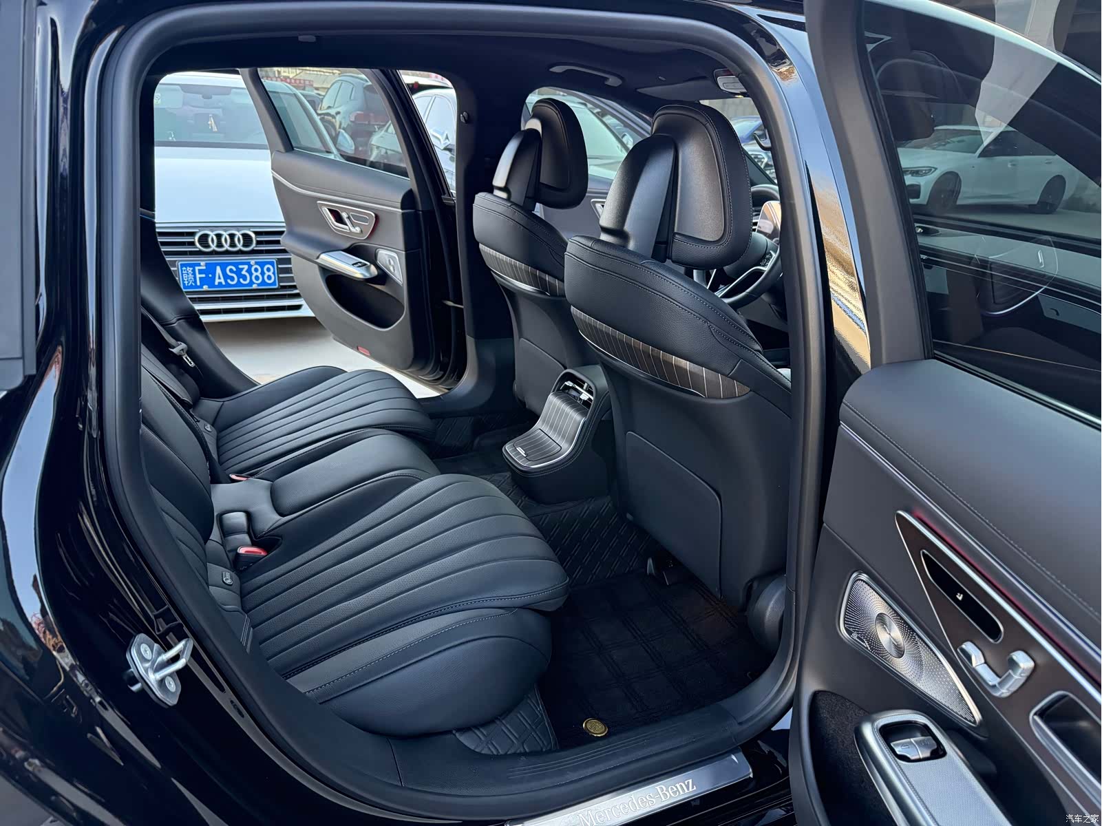 Mercedes-Benz E-Class, 2025 7