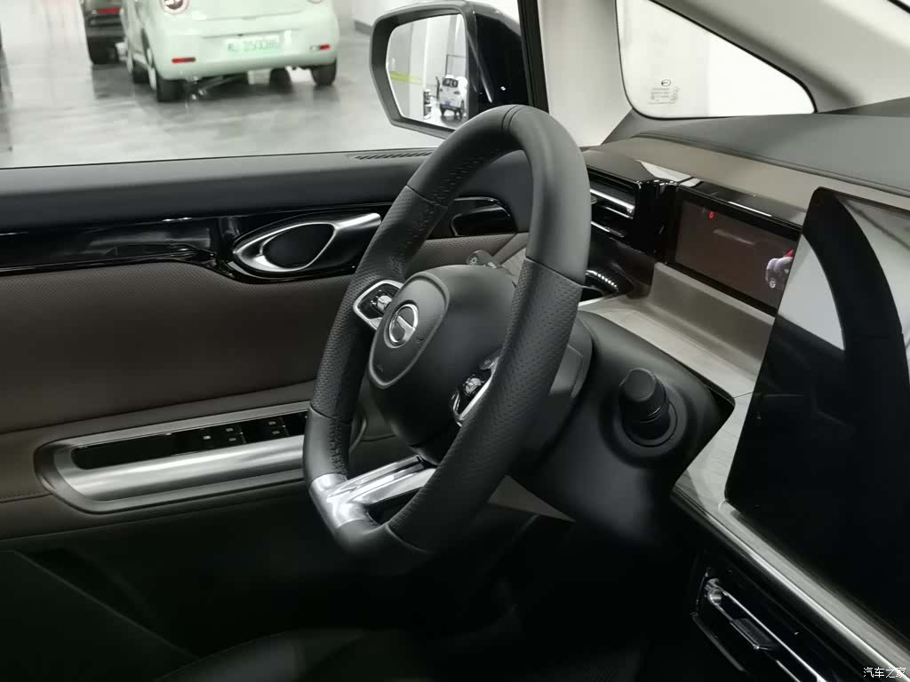 Trumpchi E8, 2025 22