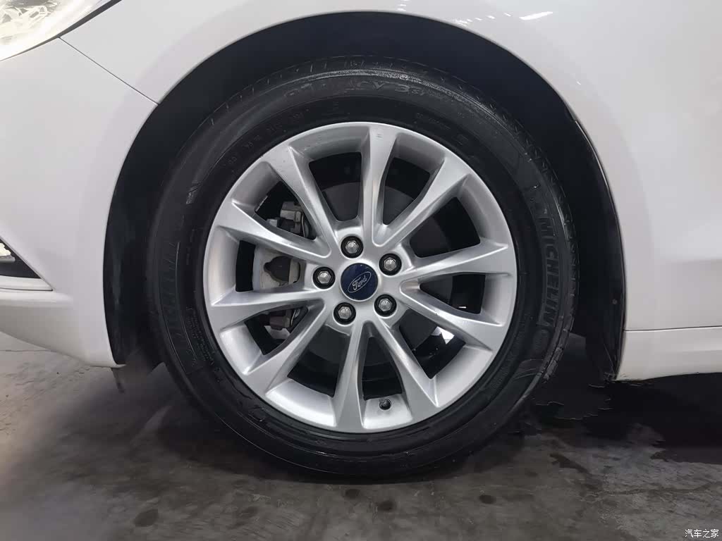 Ford Mondeo, 2017 17