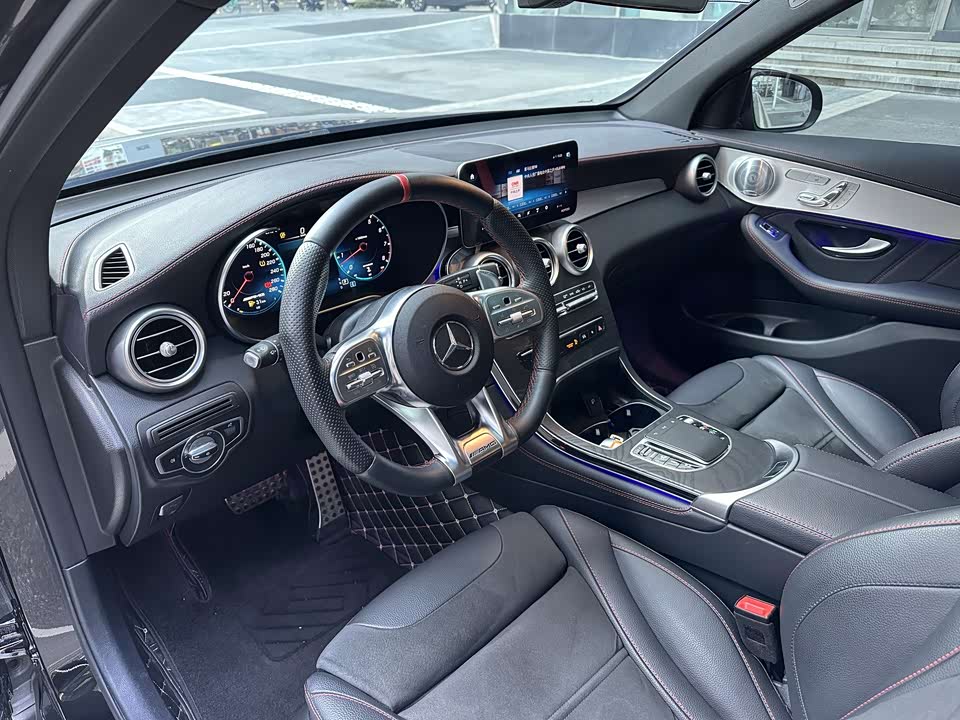 Mercedes-Benz GLC AMG