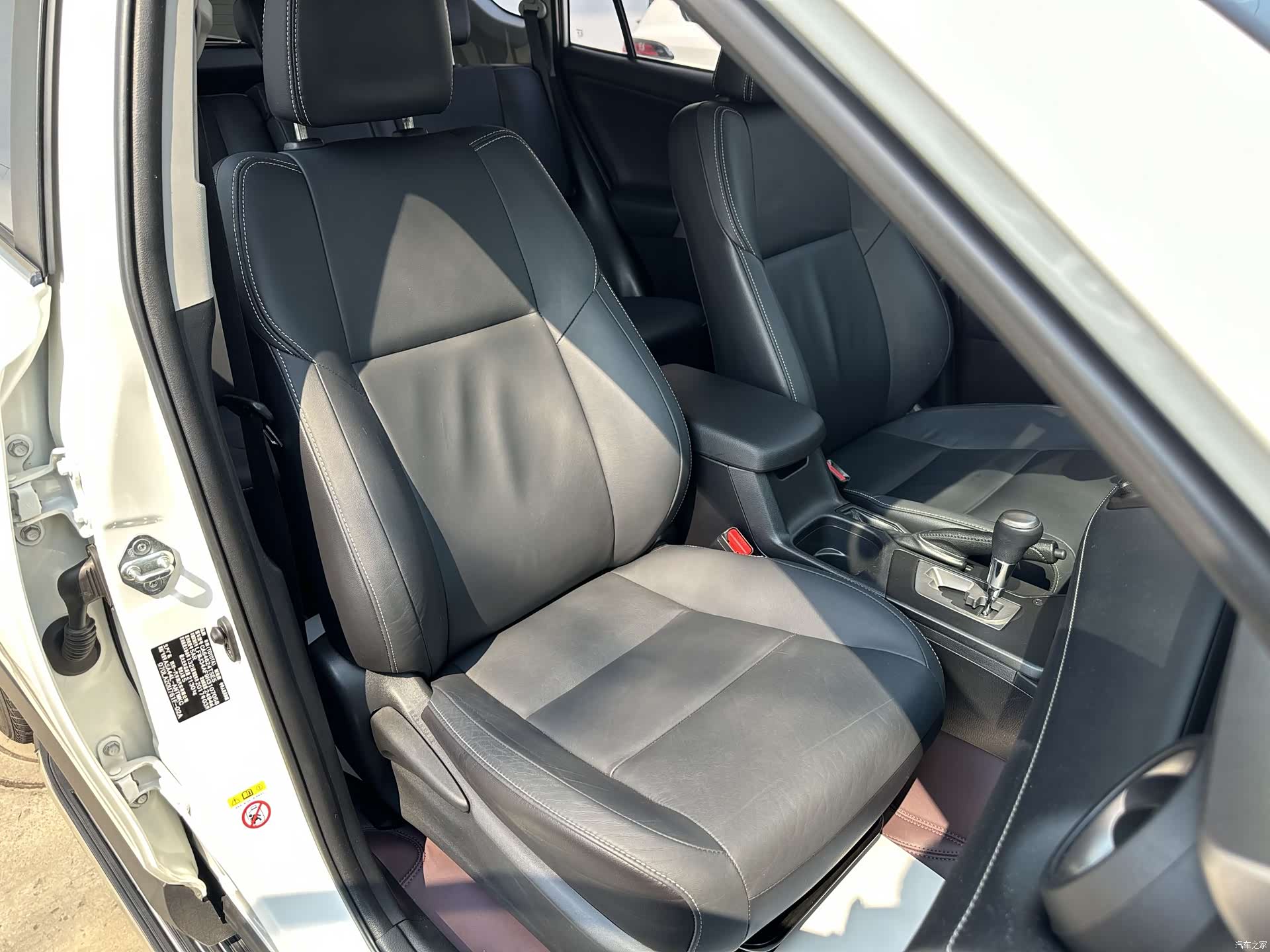 Toyota RAV4, 2017 10