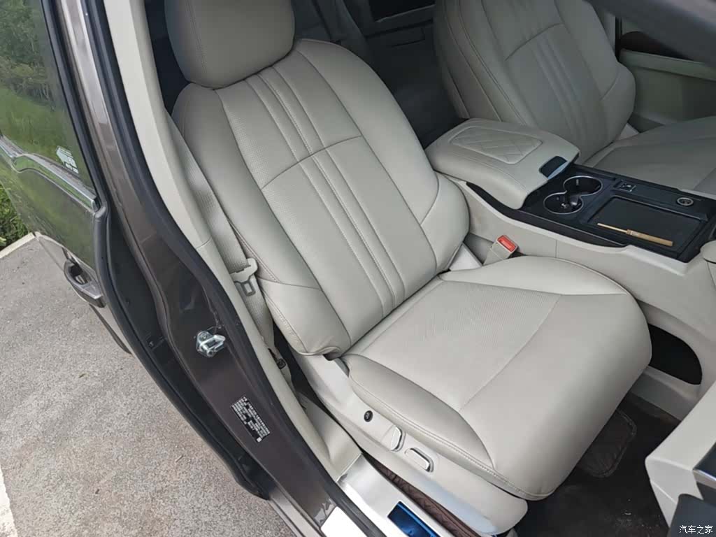 Buick GL8, 2021 25
