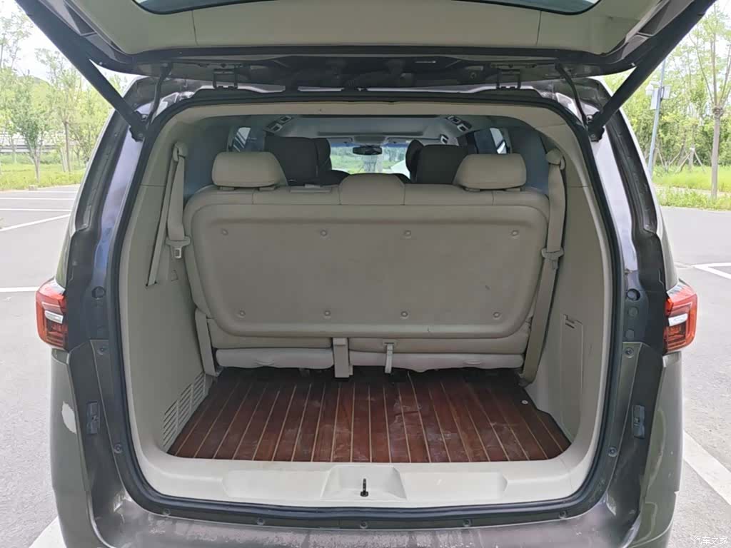 Buick GL8, 2021 19