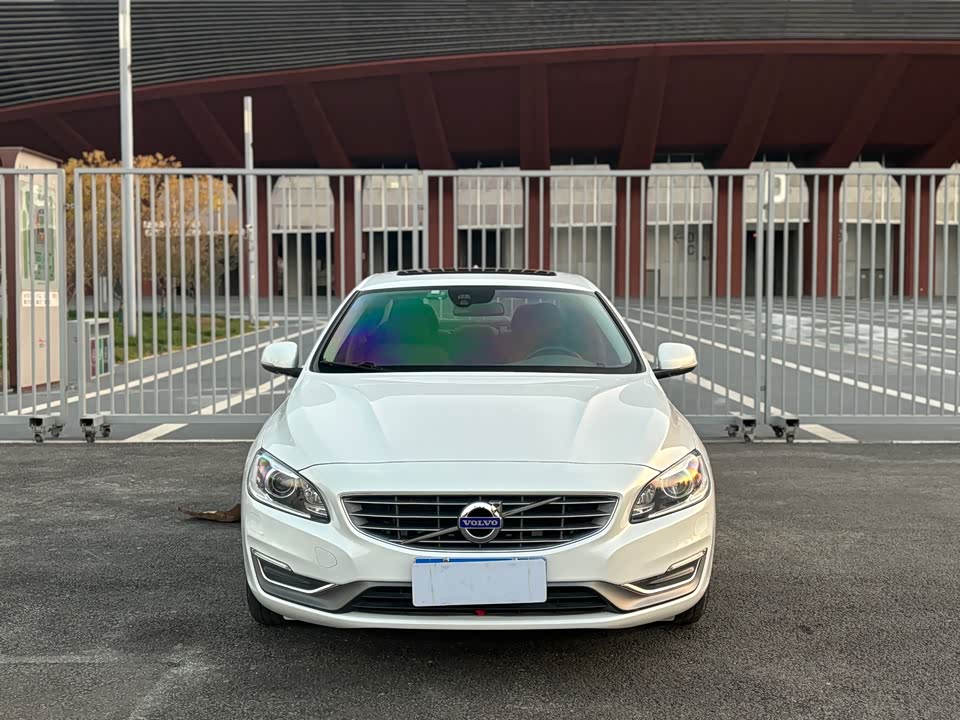 Volvo S60