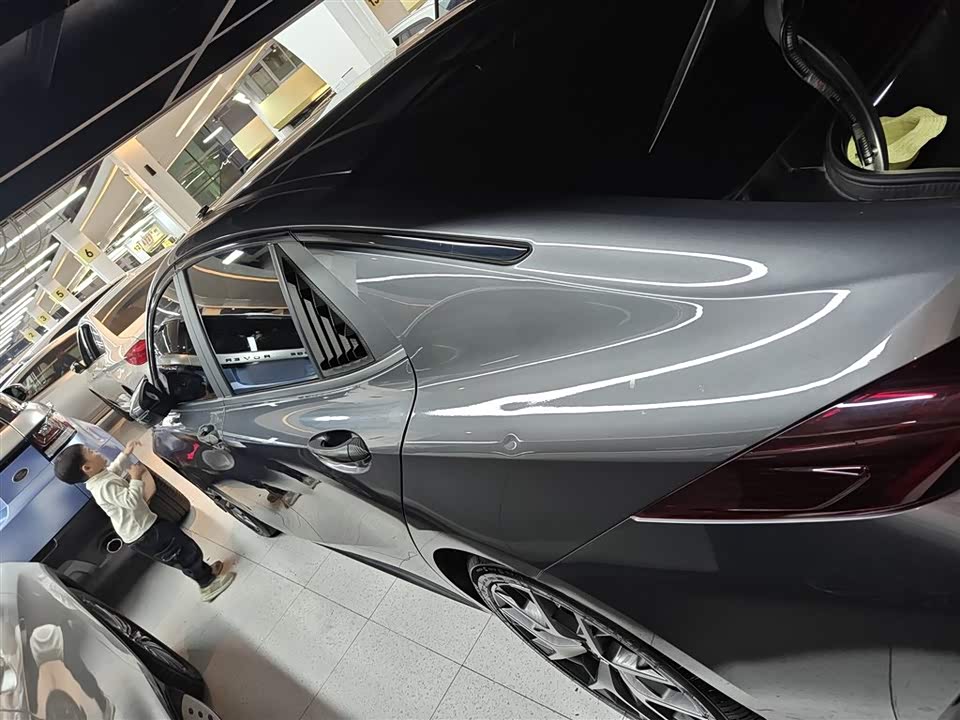 Trumpchi Shadow Leopard