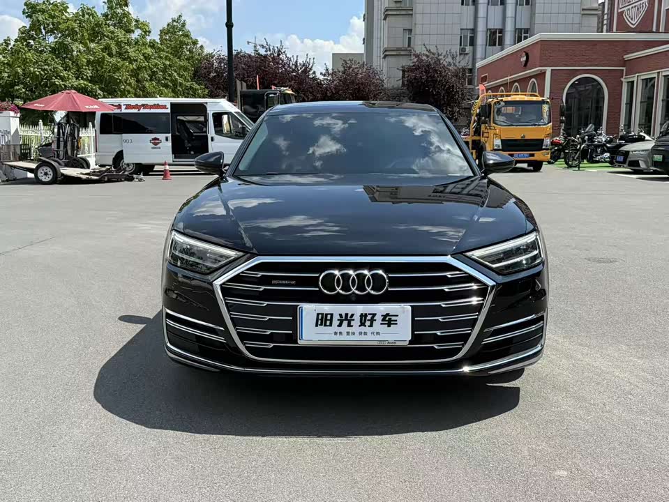 Audi A8 Audi A8