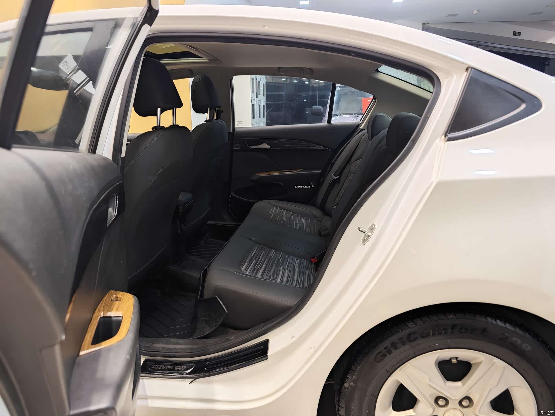 Chevrolet 320, 2019 21