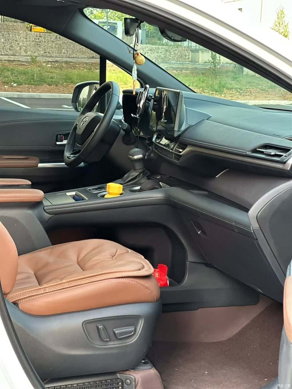 Toyota Sienna, 2025 9