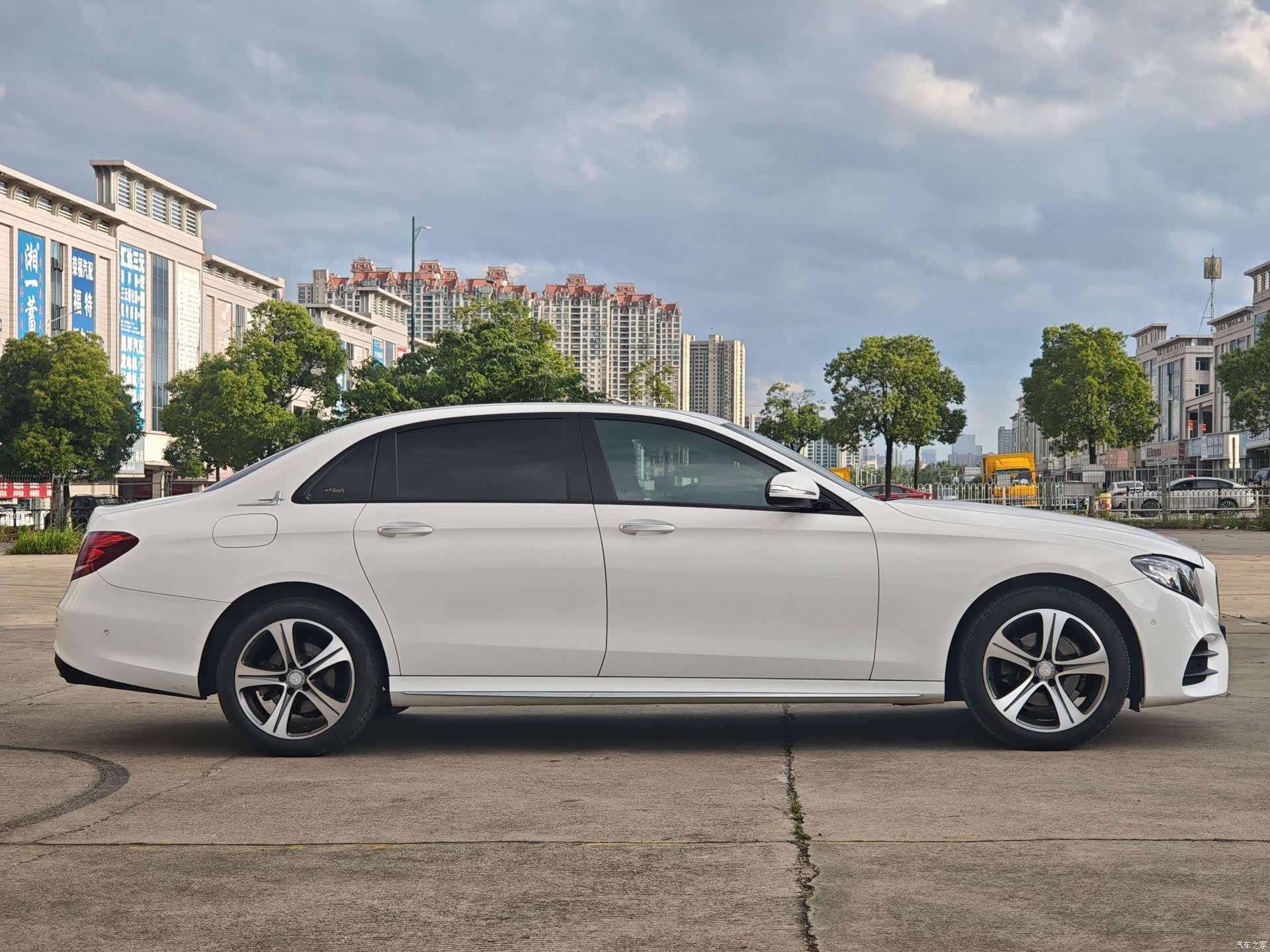 Mercedes-Benz E-Class, 2017 все фото