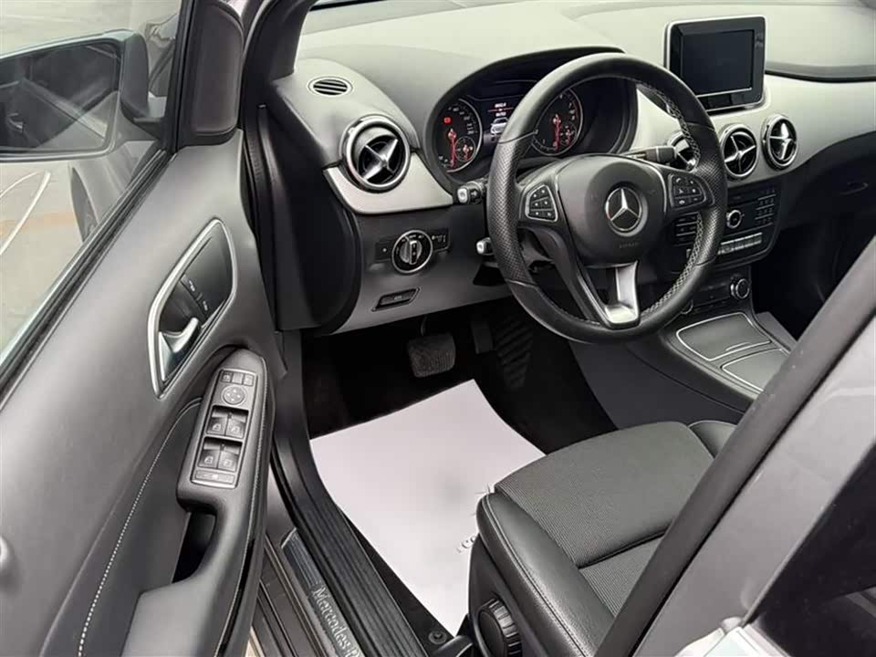 Mercedes-Benz Class B