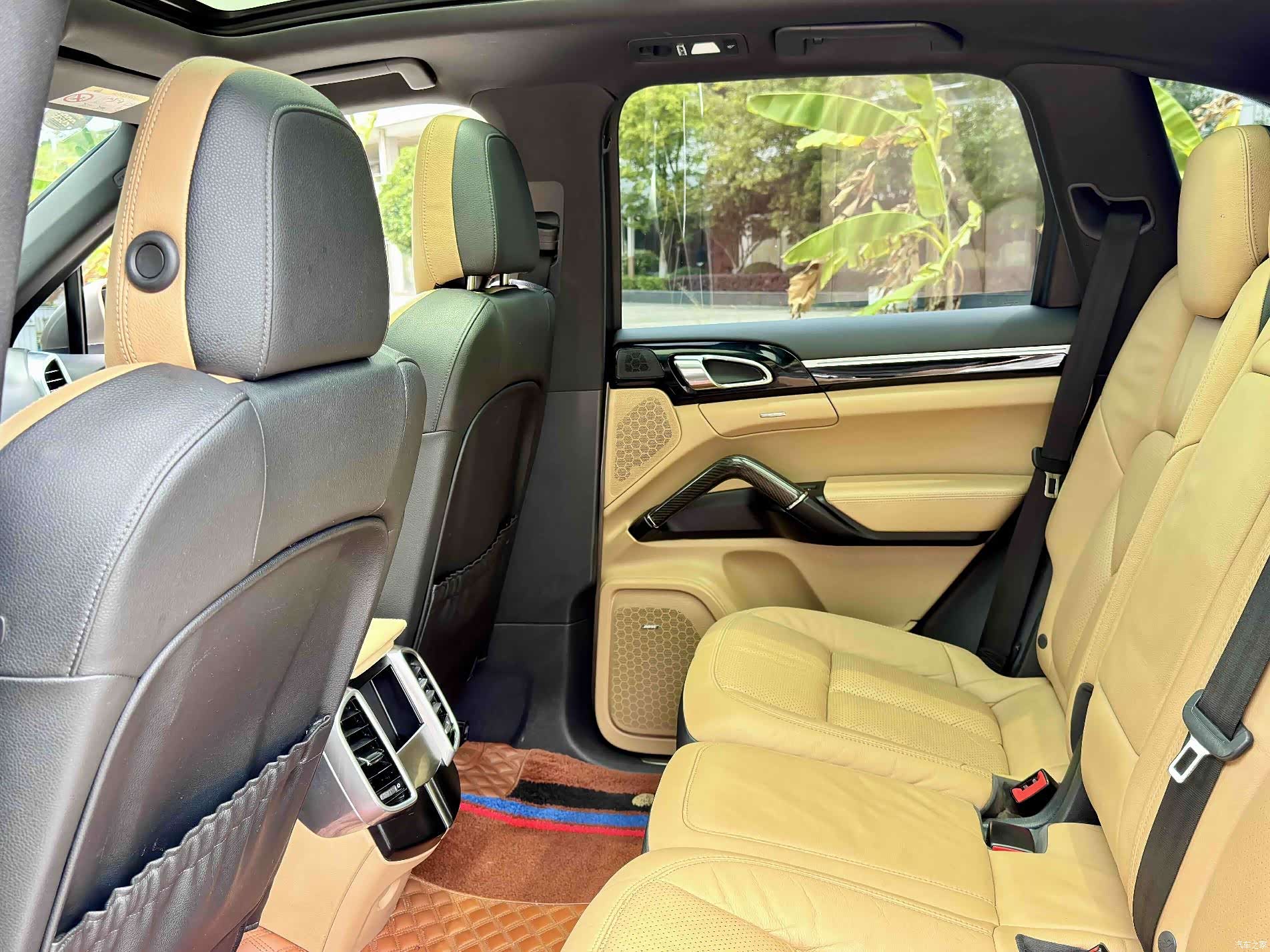 Porsche Cayenne, 2016 12