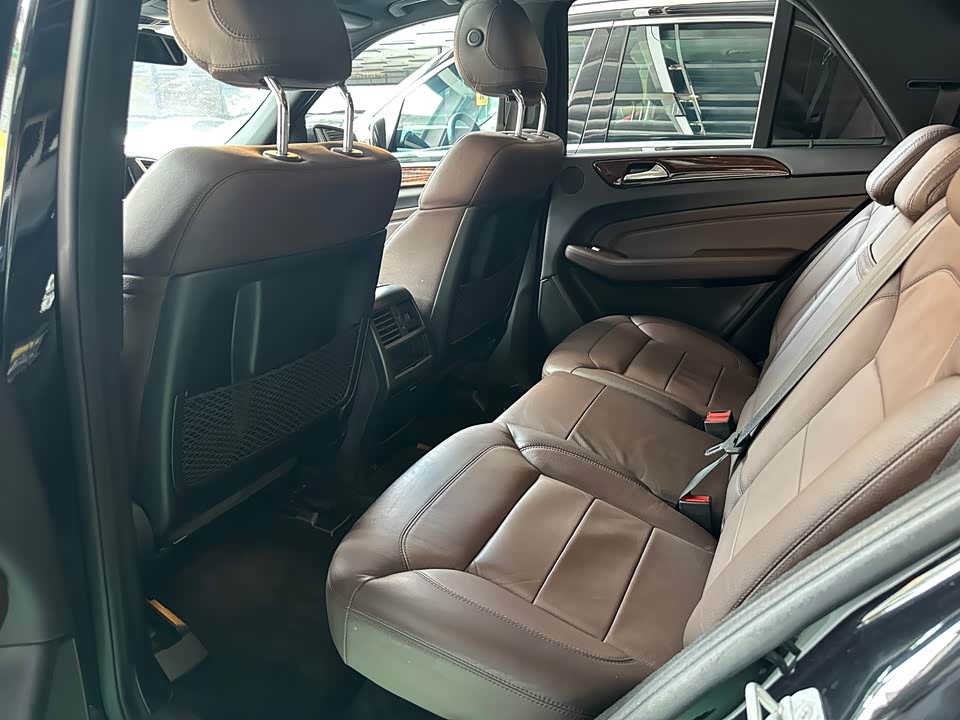 Mercedes-Benz M class